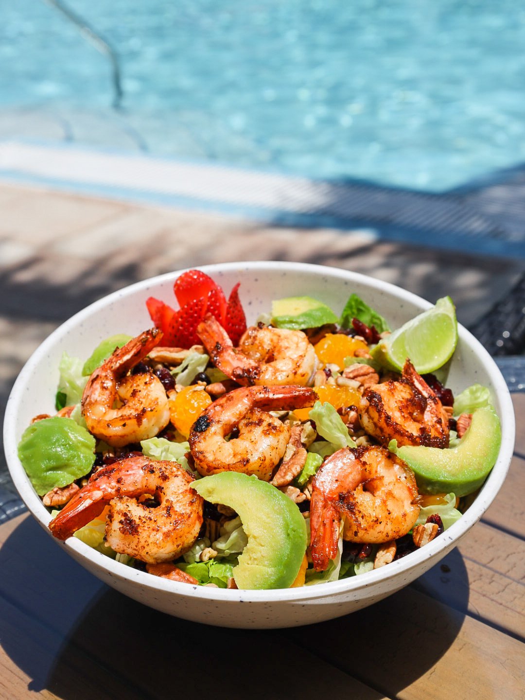 Shrimp and avocado bowl